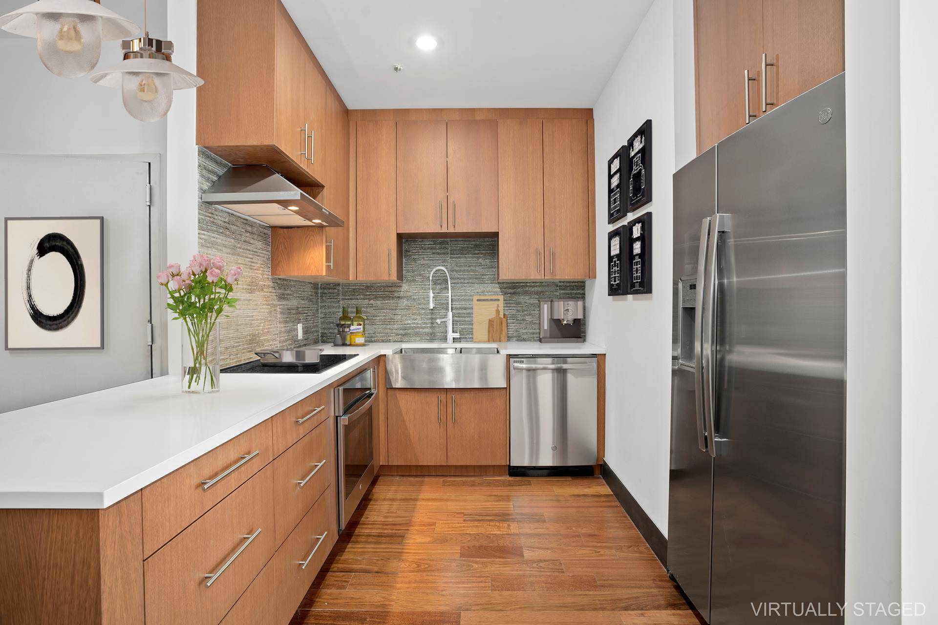 JANUARY 2021 MOVE IN All Showings and Open Houses BY APPOINTMENT ONLY Bringing the industrial feel into inviting living spaces, this exquisite south facing 1 bedroom, 1 bath, span across ...