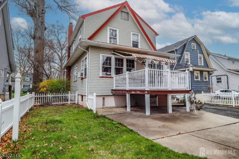 Location ! Location ! This charming, timeless three bedroom Colonial in desirable Inman Heights section features stained glass windows, beautiful wood floors that flow through the spacious Formal Living room, ...