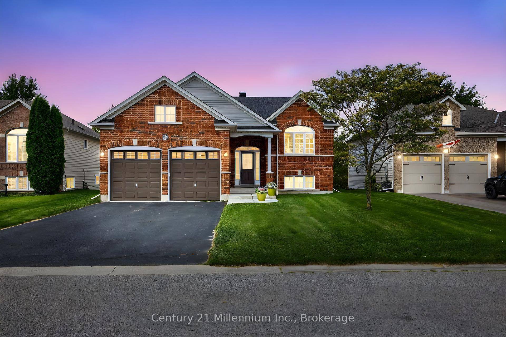 Welcome to 45 Red Pine Crescent in Wasaga Beach !