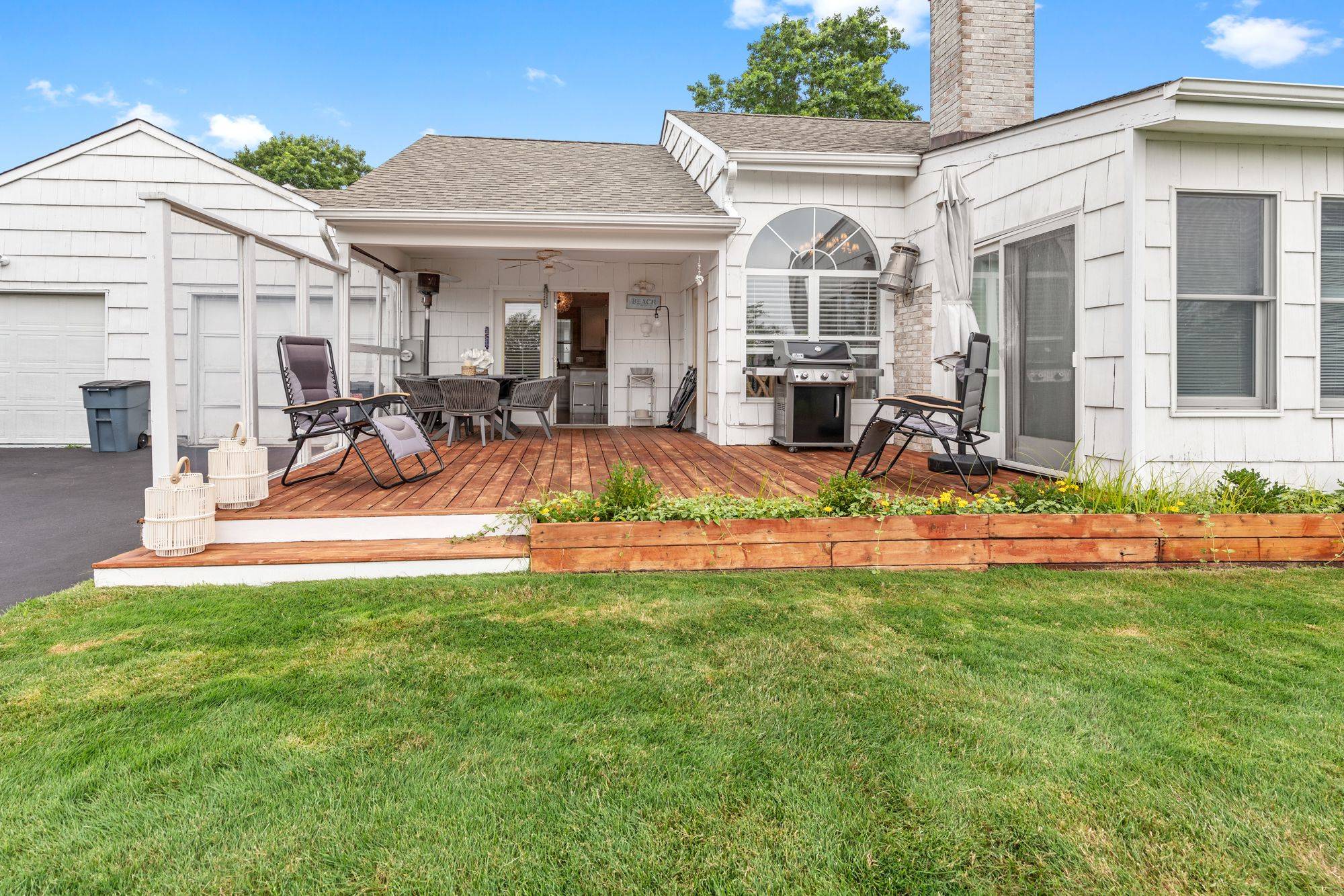 Stunning Renovated 3-Bedroom Unit with Private Outdoor Oasis