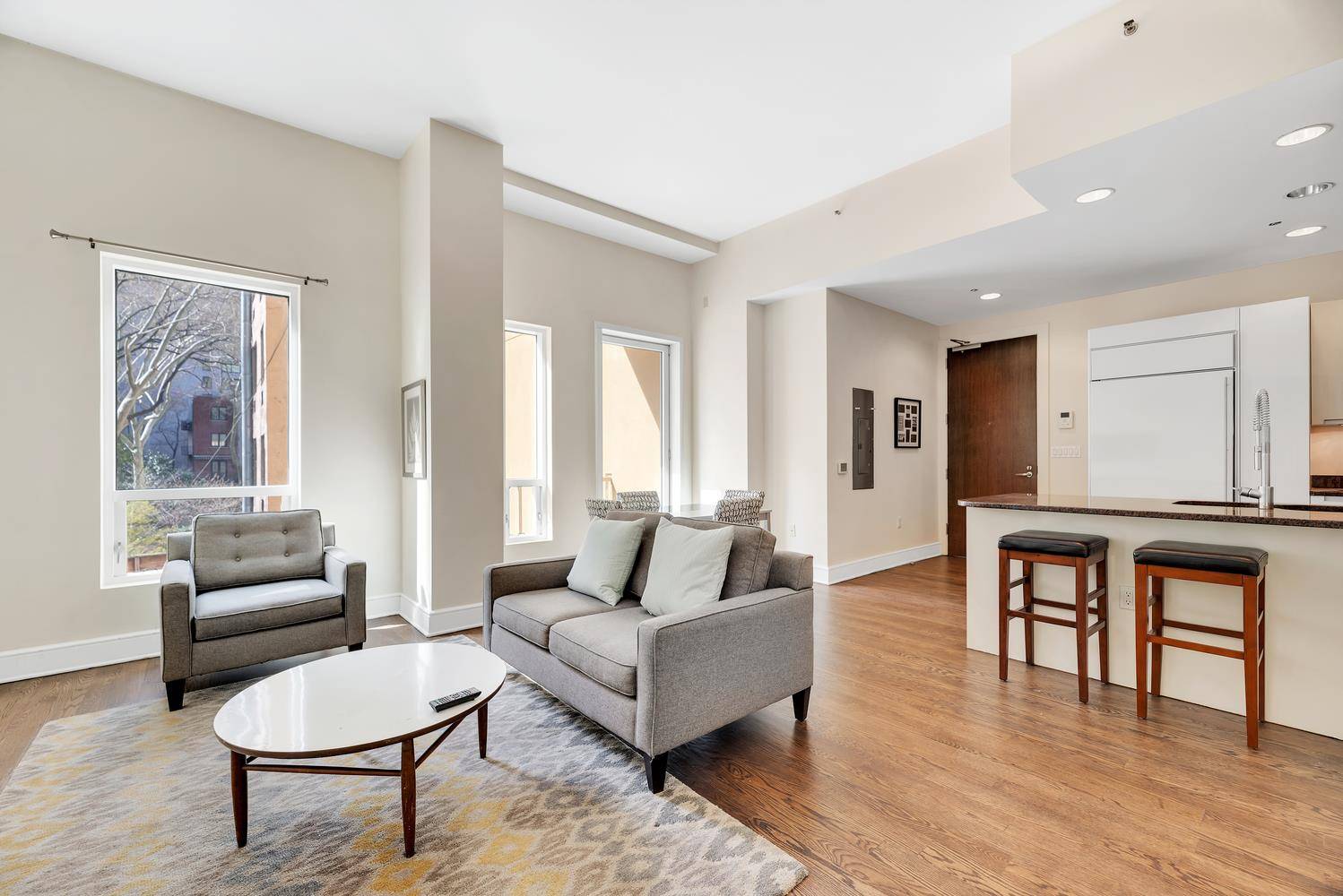 Large 1 bedroom, 1 bath apartment with two walk in closets and outdoor space in Midtown East of Manhattan, New York for rent.