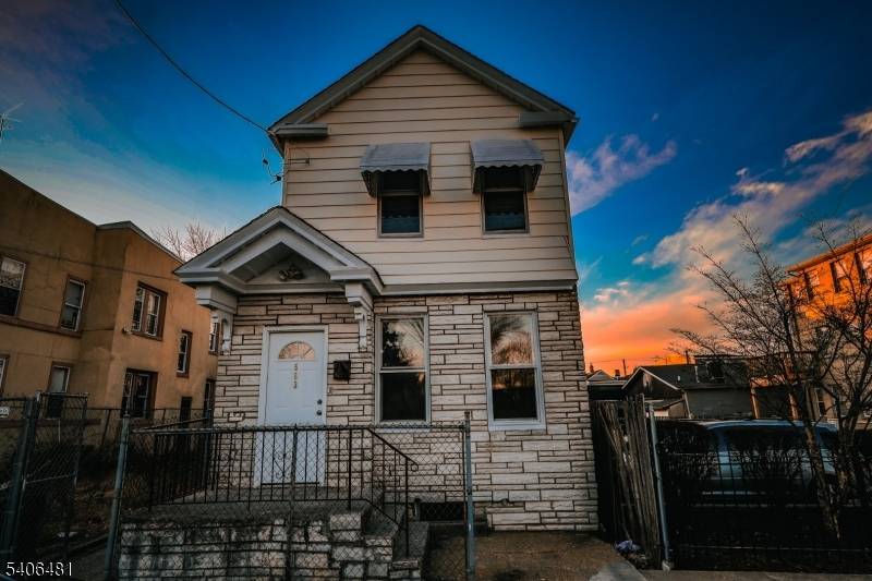 Introducing this newly renovated 4 bedroom 1 bath Cape Cod style single family home that features a modern kitchen with stainless steel appliances, granite countertops, and updated cabinetry.