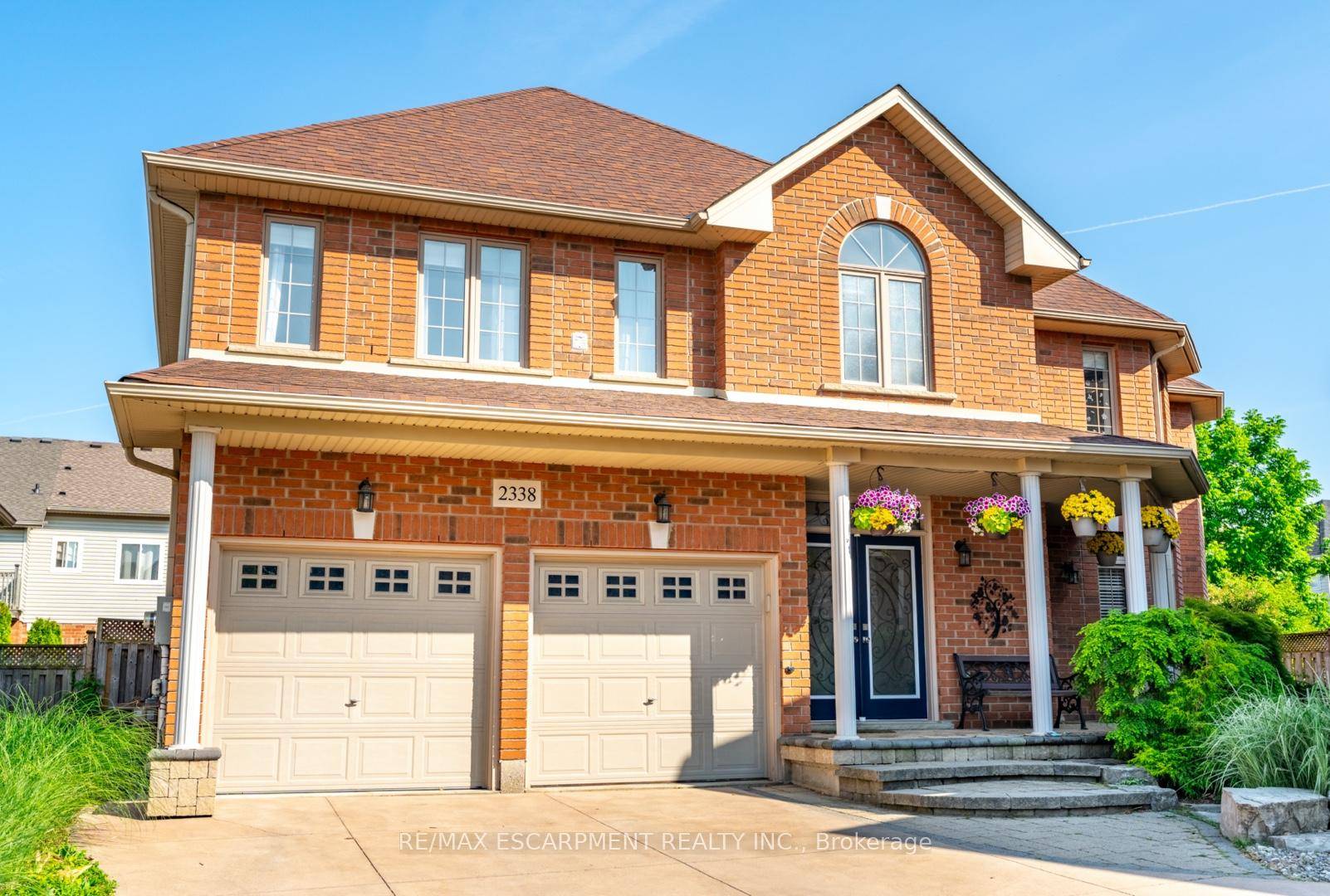 Discover this stunning four bedroom home with one of the biggest backyards, nestled in the desirable Orchard neighbourhood.