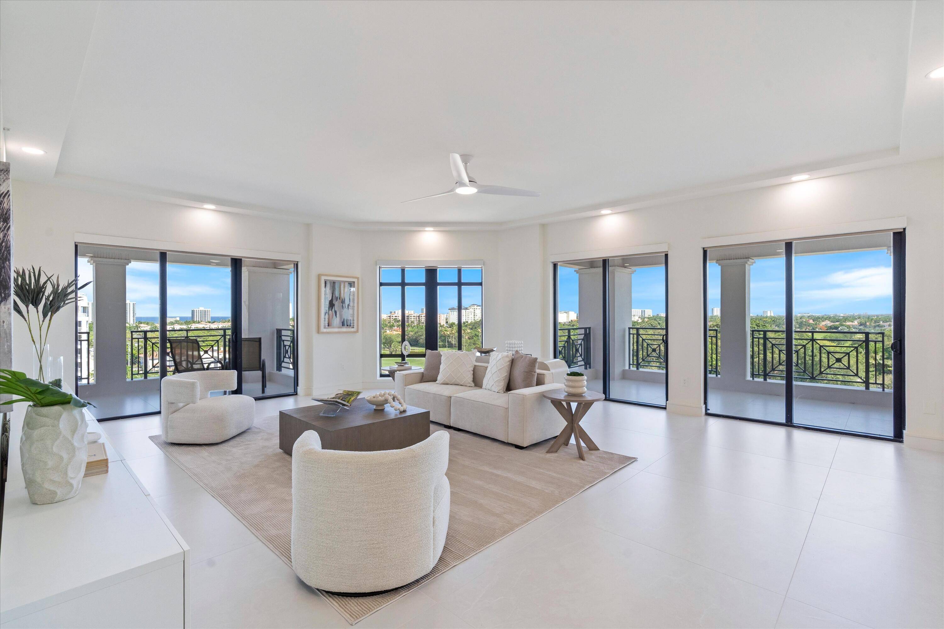Sleek, gorgeous 3 ensuite bedrooms, 4.