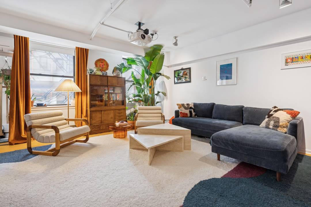 195 Bowery, Unit 4 is a refined, design led loft rental in the heart of the Bowery, directly across from Spring Street where downtown energy meets quiet, private living.