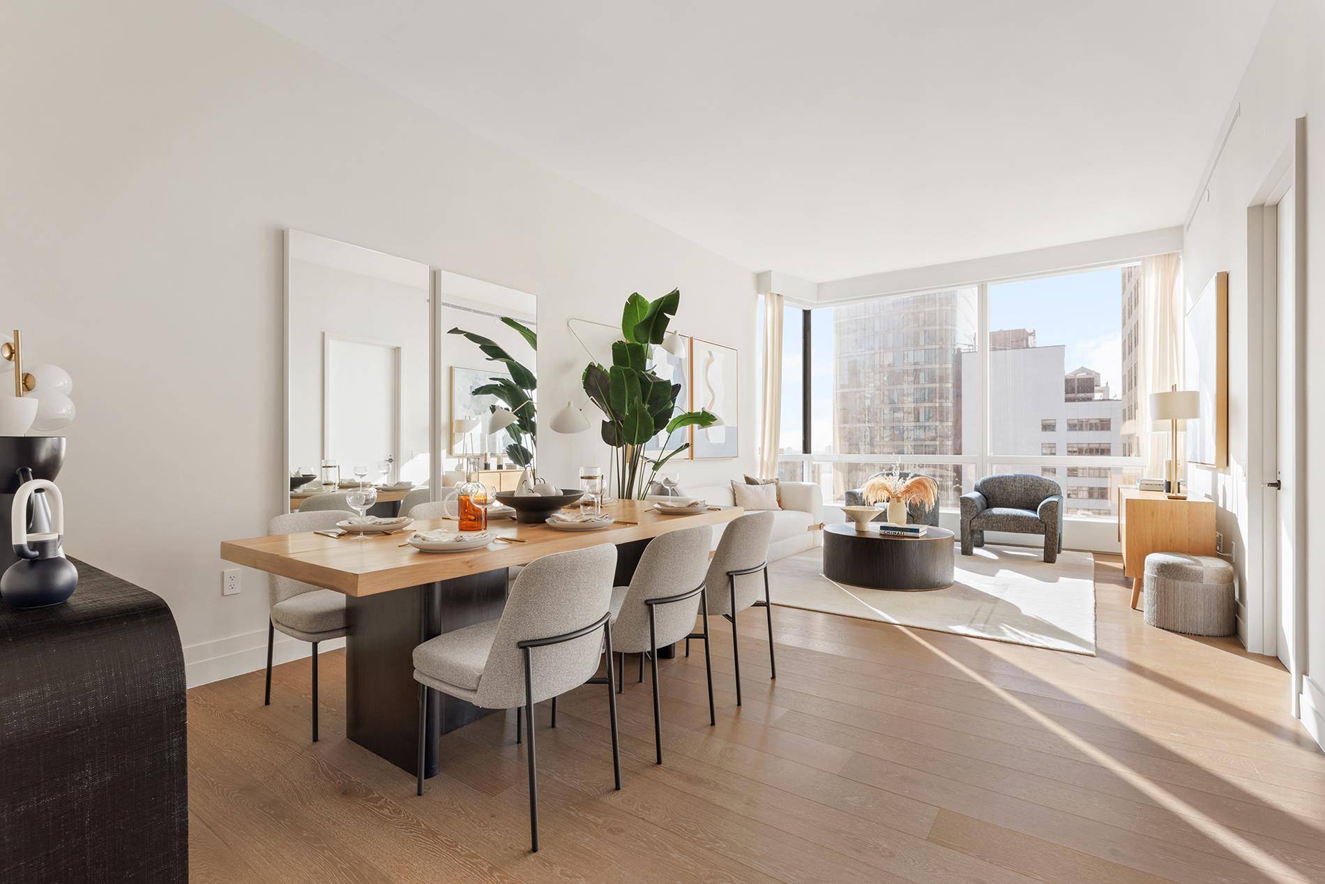 Immediate Occupancy Model Residences Open by AppointmentIntroducing Cloud Club Residences at 77 Greenwich Street.