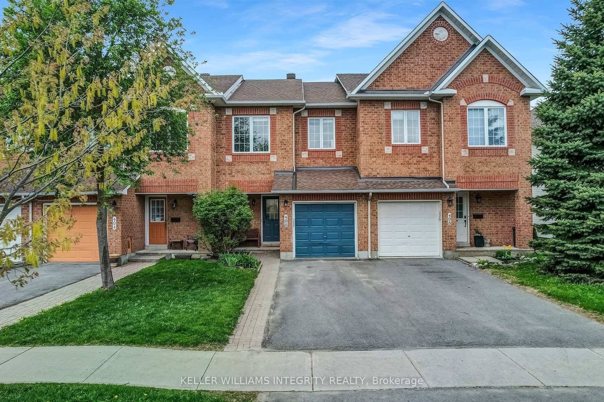 Welcome to 496 Meadowbreeze located in family friendly Emerald Meadows, Kanata.