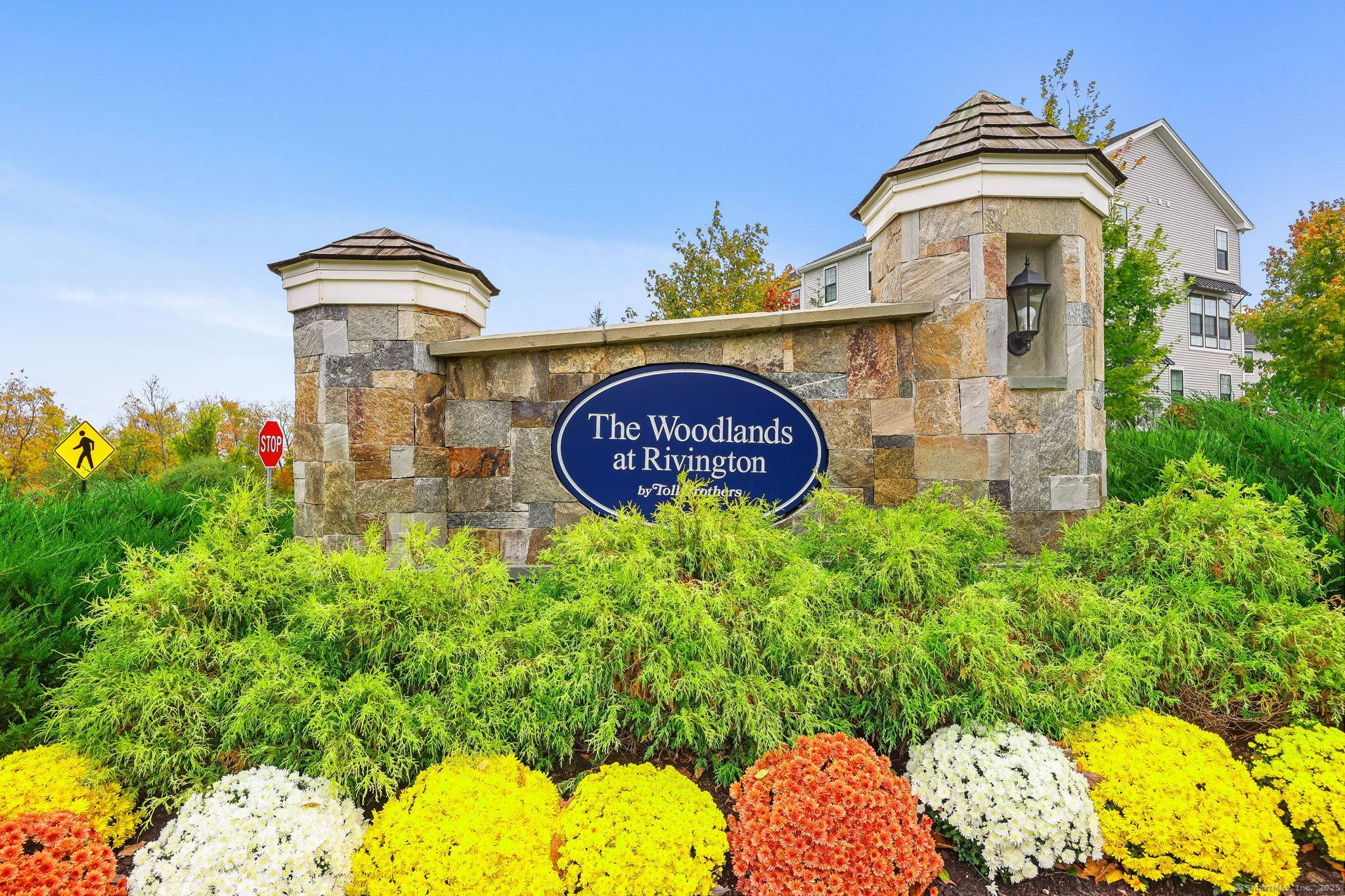 This exceptional Woodlands at Rivington luxurious and remarkable 3 bedroom, 2.
