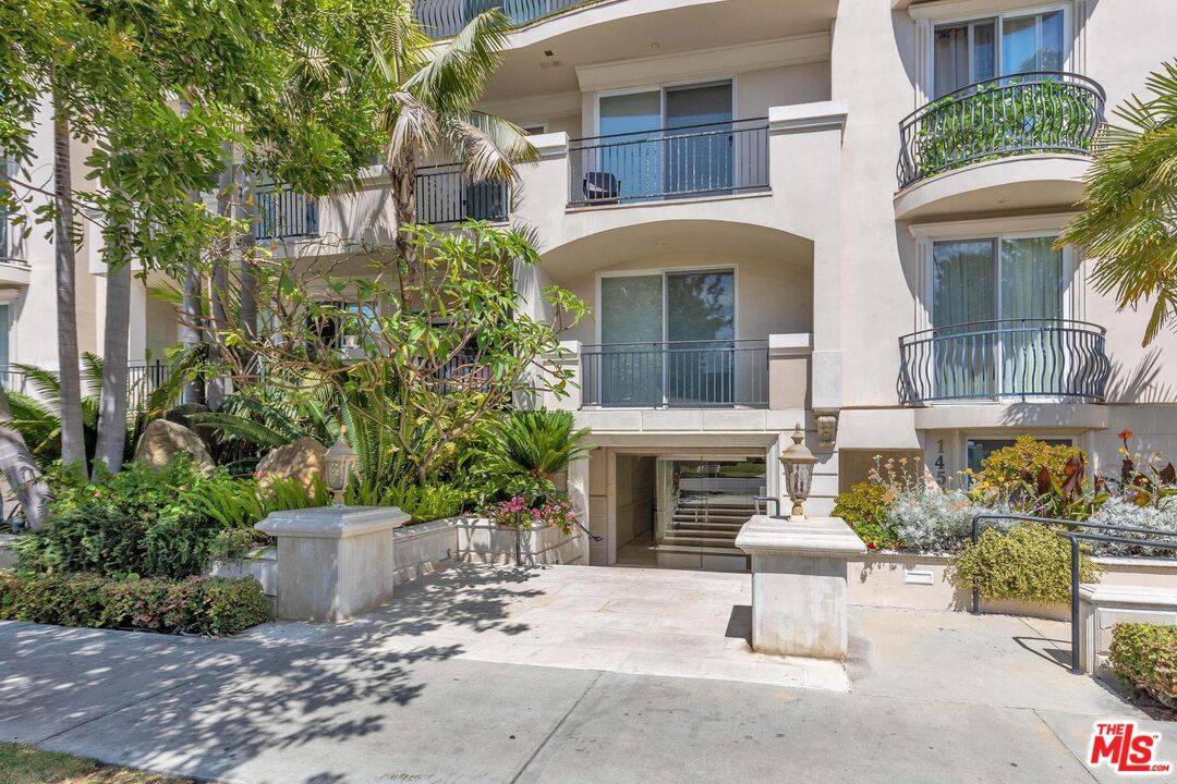 1450  S Beverly Dr 2BR Beverlywood La