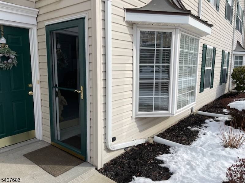 Chanda Ct Clifton City New Jersey Single-Family