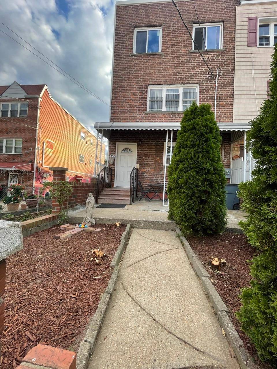 Two Family Home for Sale in Highly Desirable Throggs Neck Located in the sought after neighborhood of Throggs Neck, this spacious two family home features a 3 bedroom duplex with ...