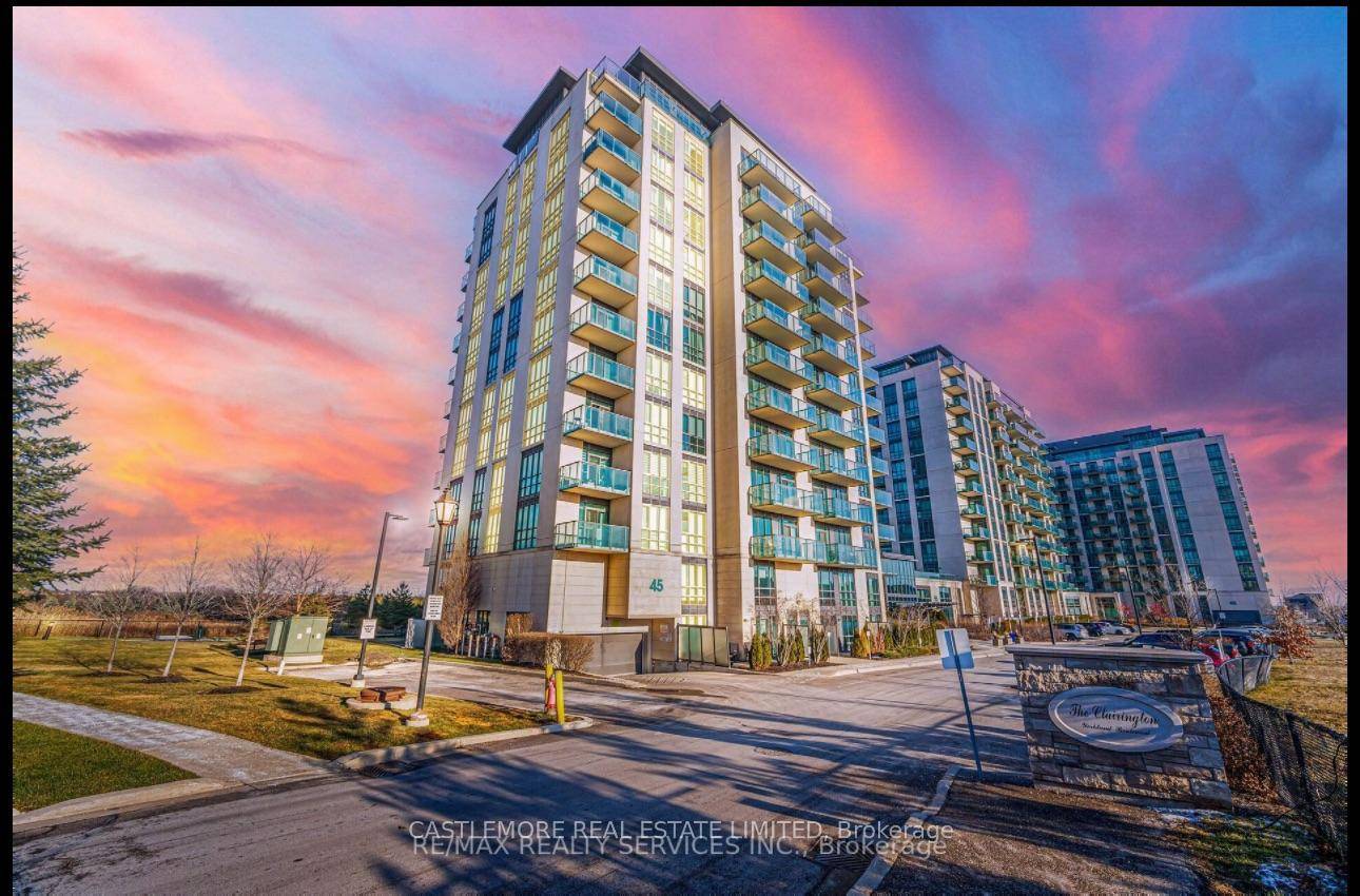 Wow Welcome Home To This Corner Unit, Lots Of Windows, 2 Bedroom Den Den Features An Open Concept, Great To Set Up Home Office Or Study Area.