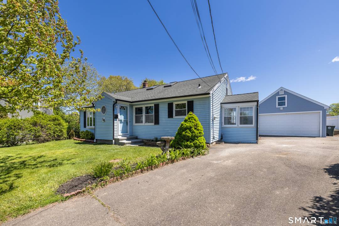 Fully remodeled home located just minutes from Morningside Beach !
