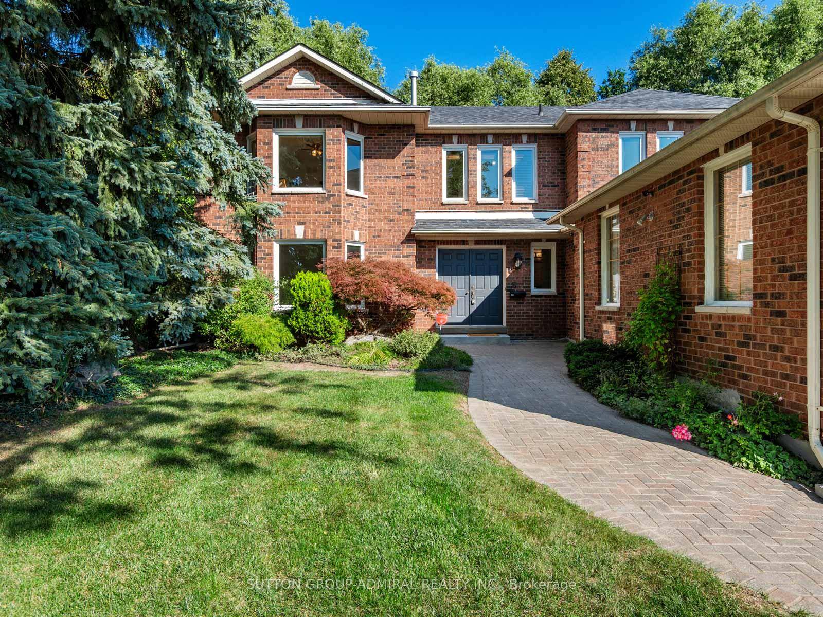 Nestled In Richmond Hill's Prestigious Mill Pond Community, 14 Harmony Hill Cres Presents A Meticulously Maintained Yorkwood Homes Ridgemount Model, Offering An Expansive 2650 Sq Ft Of Refined And Elegant ...