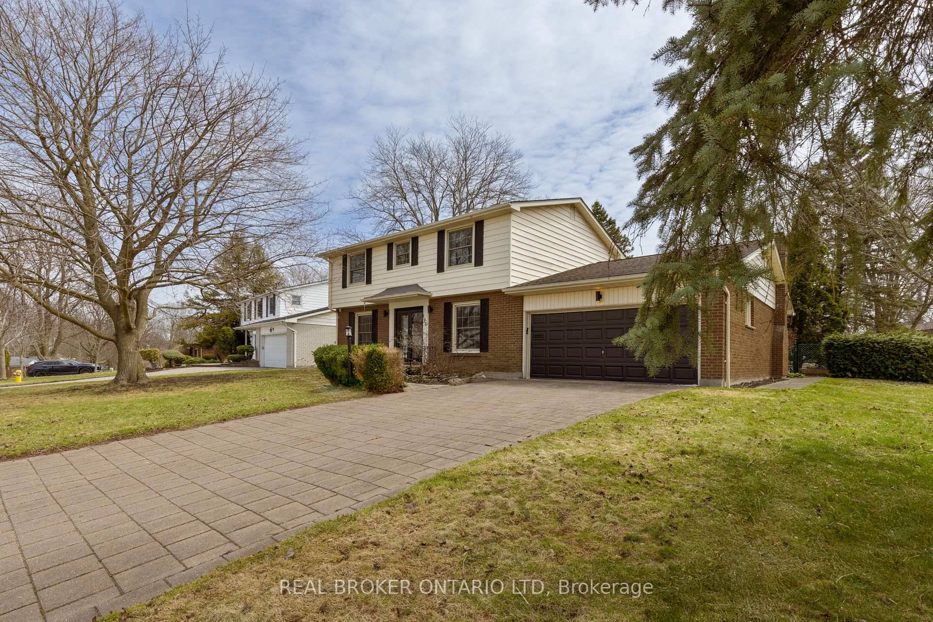 Welcome to 196 Wychwood Park, a fully renovated home tucked into the mature Orchard Park neighbourhood.
