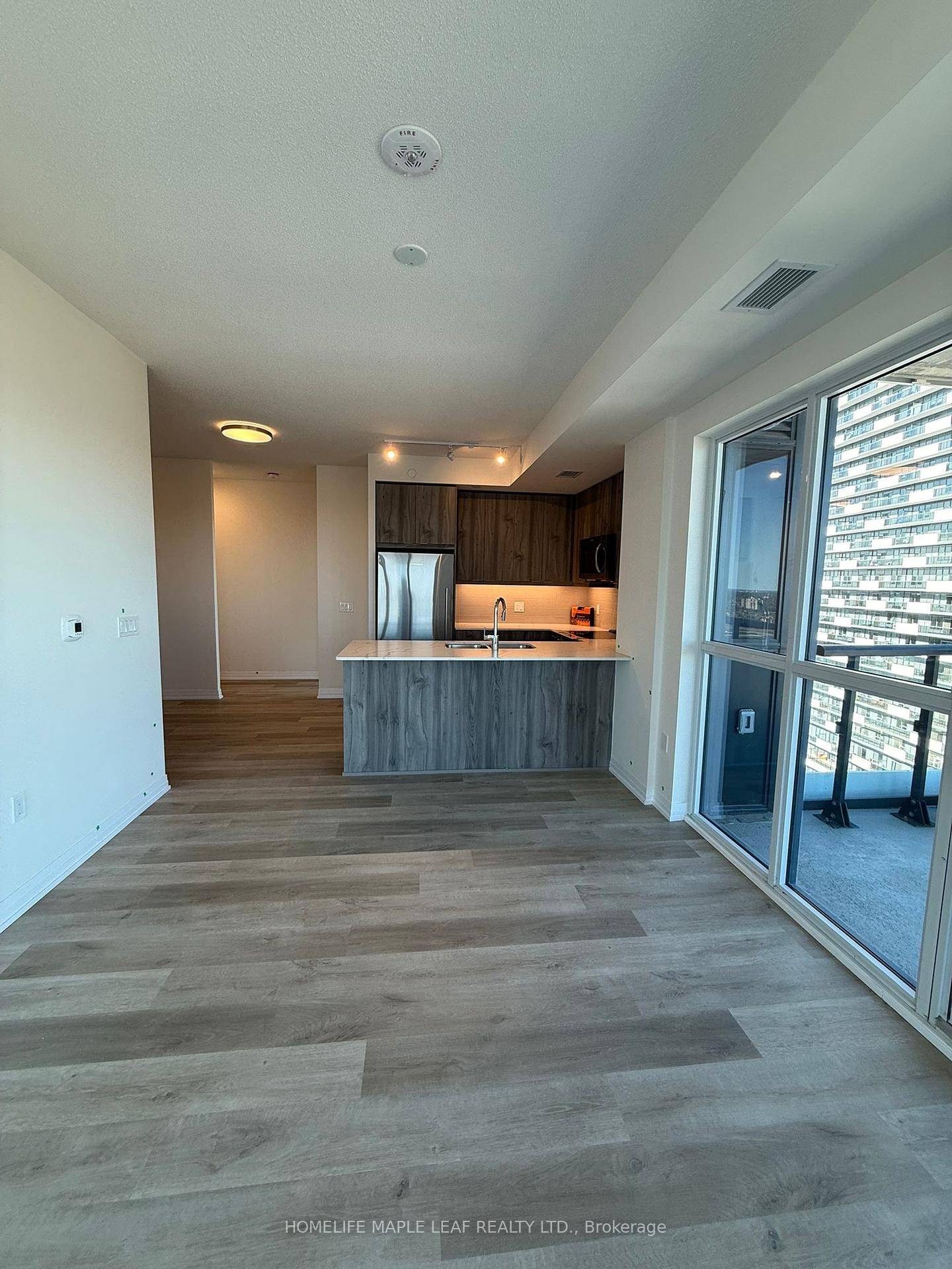 Welcome to Gemma Condos, a Brand New, Never Before Lived In Unit.