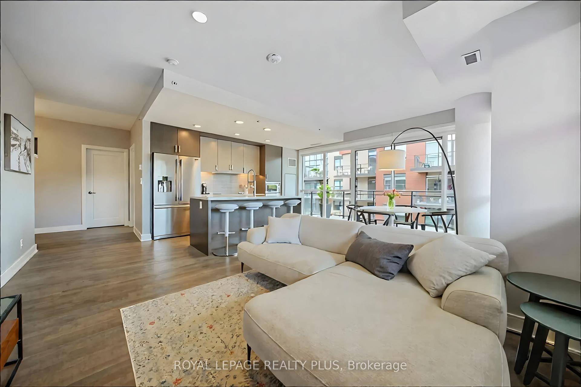 Corner suites always offer something unique, and Suite 348 is no exception.