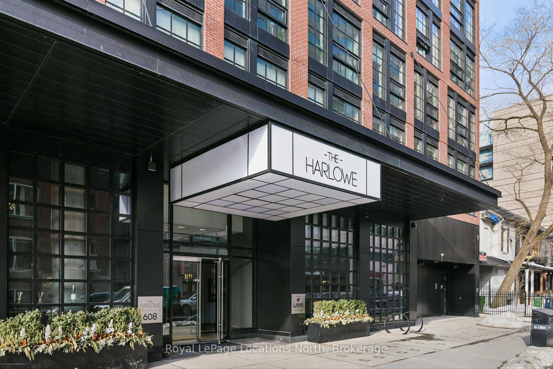 NYC style loft, offering high design interiors, at The Harlowe a boutique building where industrial cool meets timeless modern luxury, in the heart of King West, Toronto.