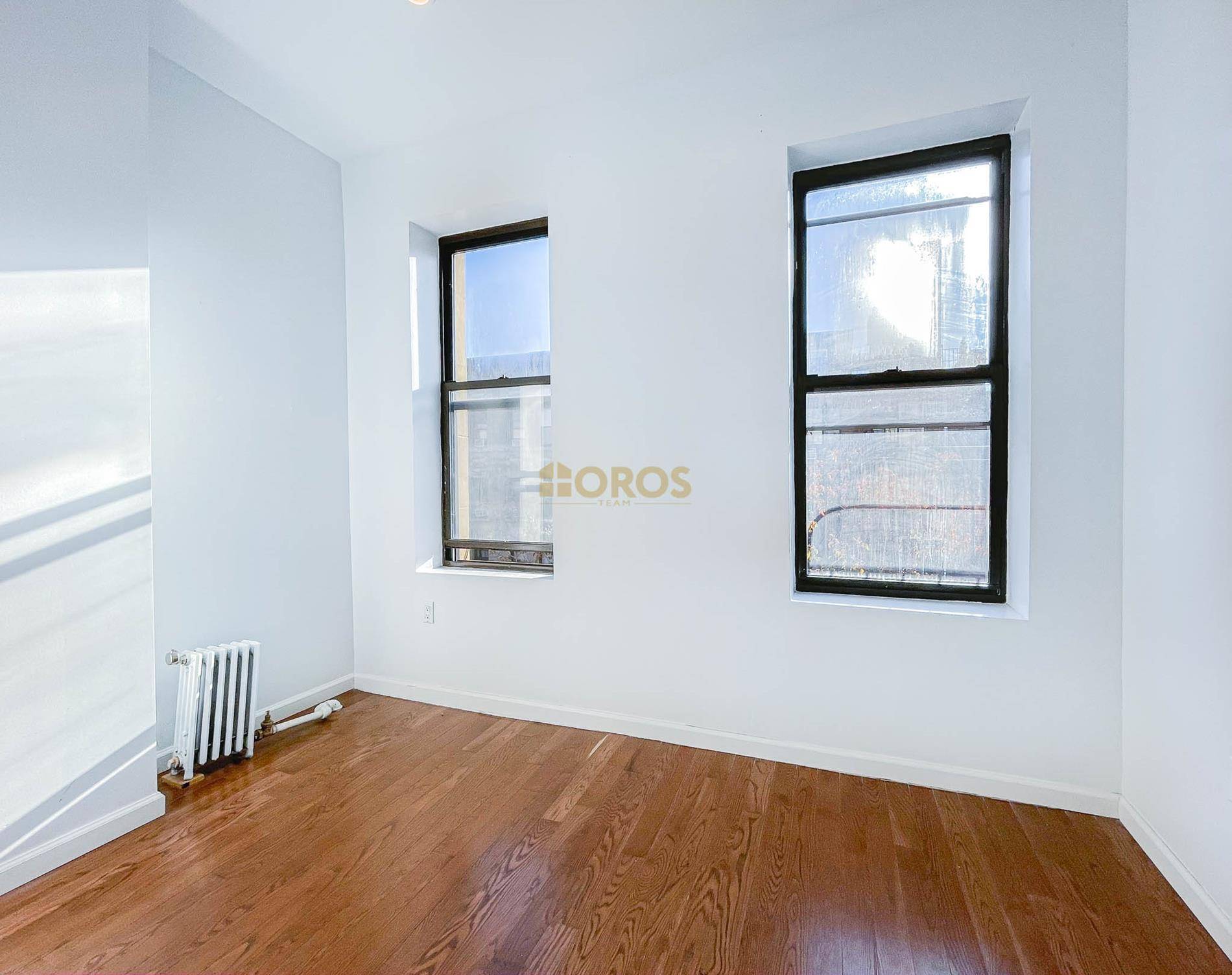 Super Bright One bedroom in East Village !