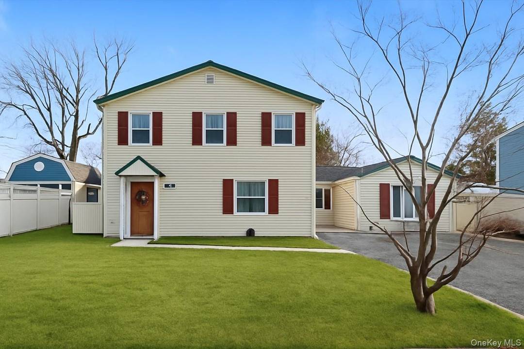 Welcome to 2114 Prospect Avenue, East Meadow a beautifully updated 2, 378 sq ft colonial featuring 2025 renovations, including a brand new modern kitchen and a newly updated swimming pool.