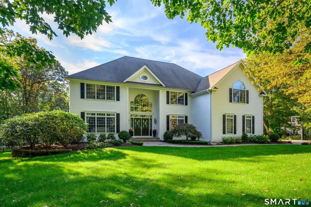 Welcome to 14 Merlins Refined Luxury, Smart Living, Exceptional Privacy.