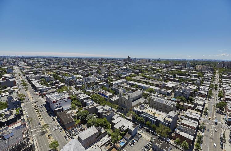 Holiday Special ! Leases signed by the end of the year will receive a 1, 500 Move In Gift Card at move in !