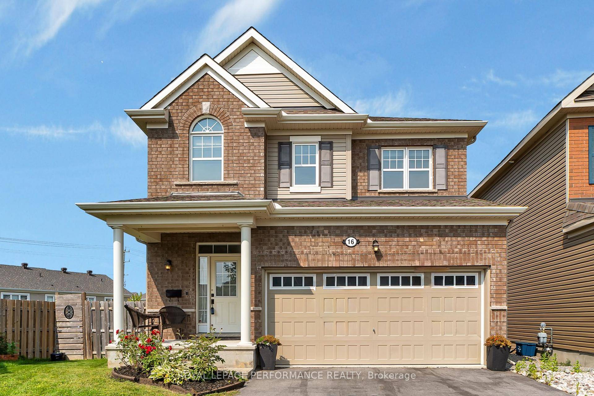 Immaculate 4 bedroom, 4 bathroom family home with double car garage on huge PIE SHAPED Lot.
