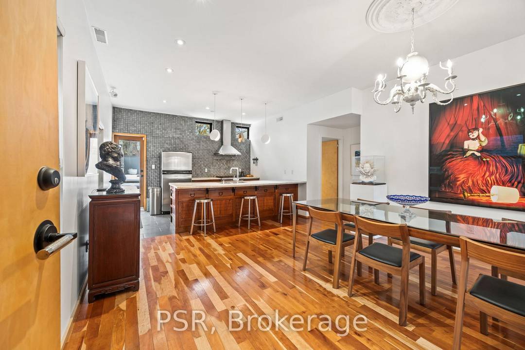 Tastefully Curated Two Storey, Fully Furnished 2 Bed, 2 Bath In Roncesvalles Dundas West, High Ceilings, Hardwood Floors, And Beautifully Tiled Bathrooms Set A Modern Yet Warm Natural Feel Throughout, ...