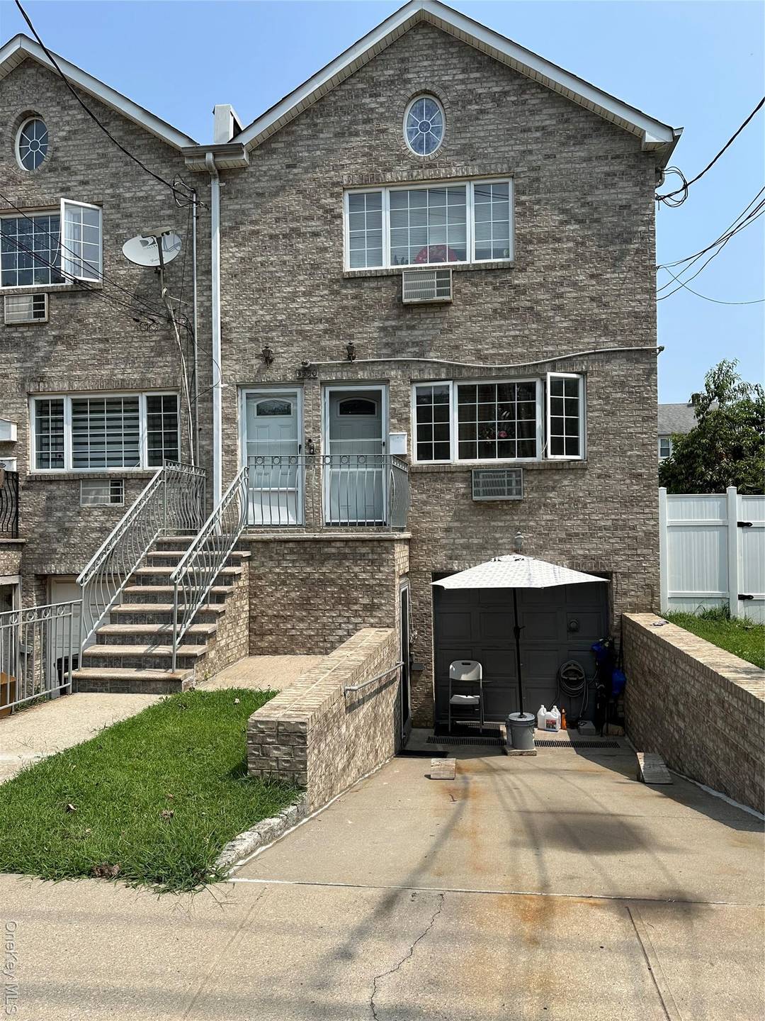 All brick multi family with cathedral ceilings, skylights, and hardwood floors throughout.