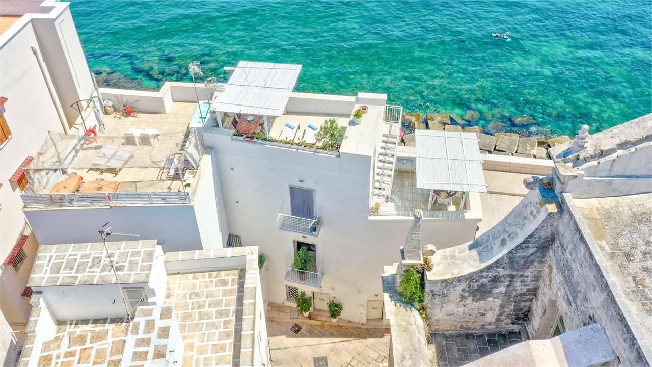Palazzotto Profumo di mare for sale in Monopoli