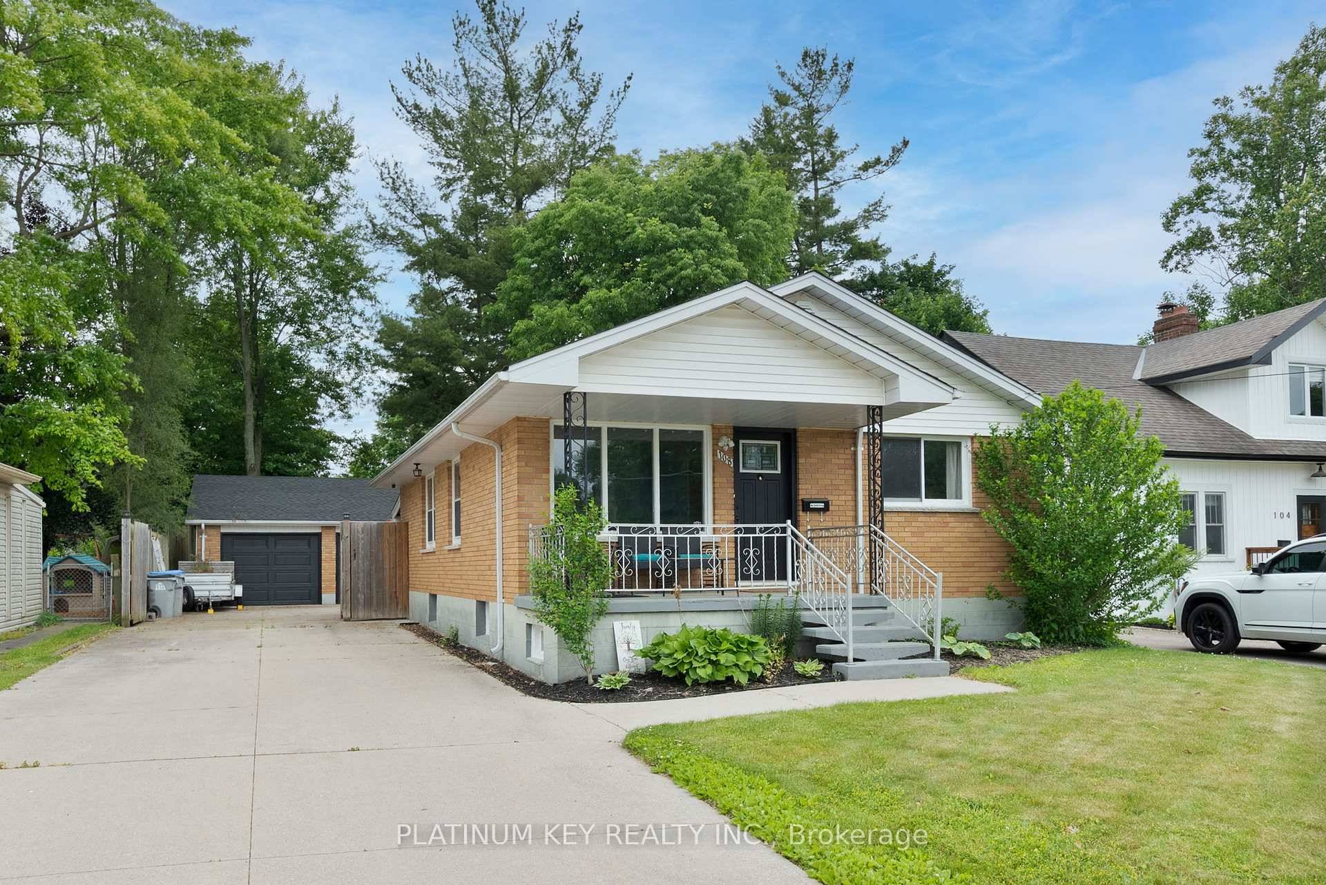 This well maintained solid home is the perfect fit for first time buyers or those looking to downsize without compromising on space.