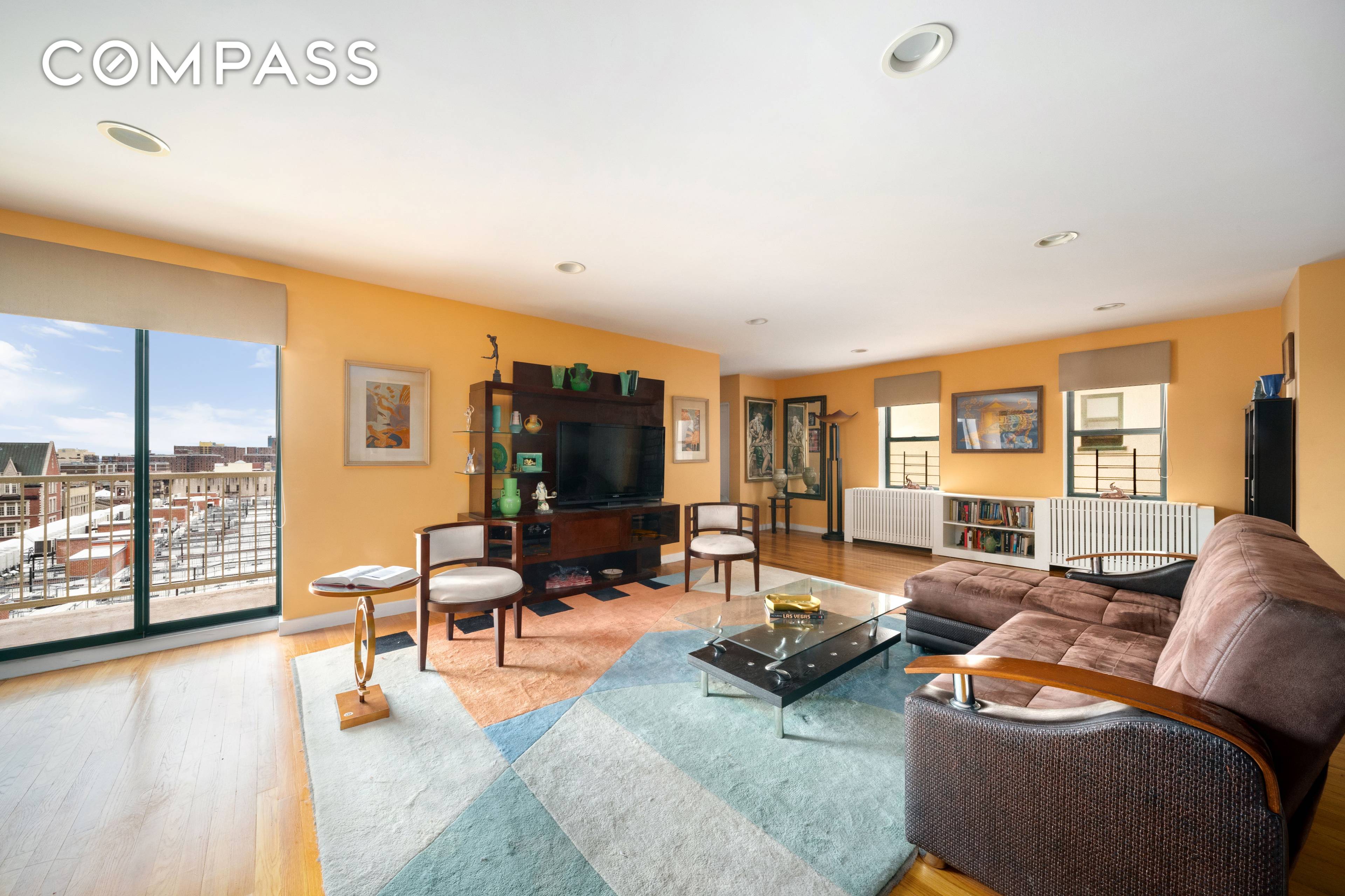 Apartment 8N is a beautiful, sprawling 2 bedroom 2.