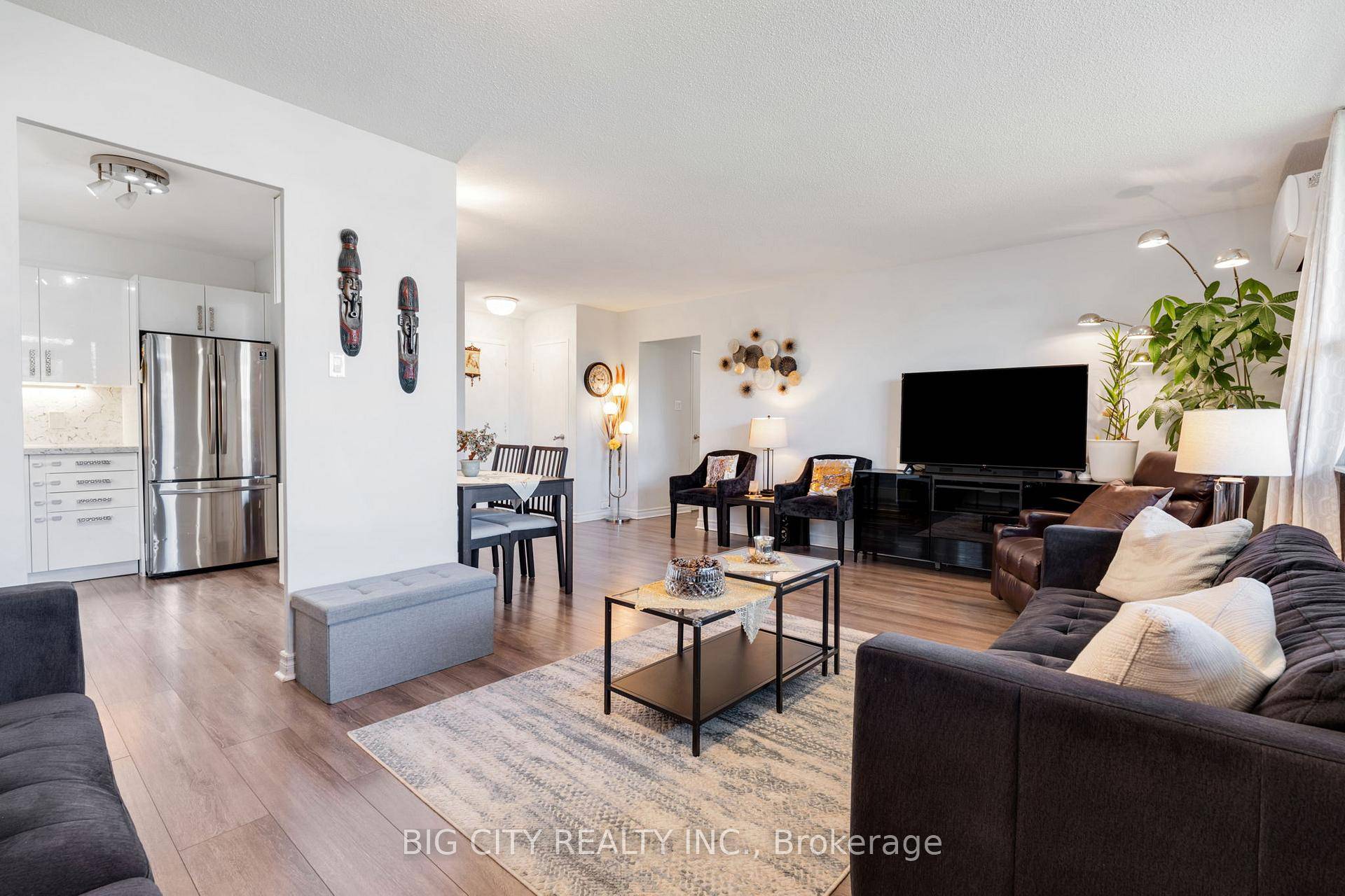 Large upgraded 2 bedroom suite located at Pharmacy amp ; Finch Ave.