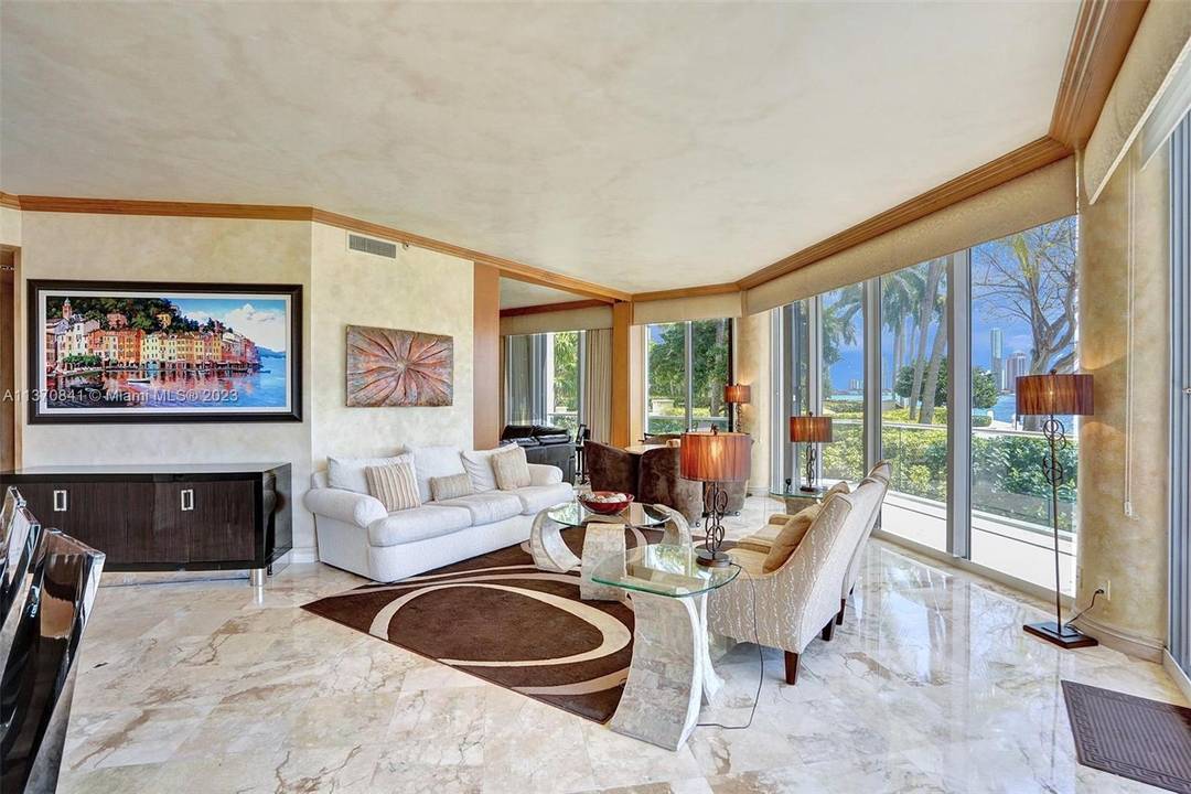 AMAZING OPPORTUNITY TO LIVE IN THE EXCLUSIVE RESIDENCE DU CAP BUILDING AT WILLIAMS ISLAND.