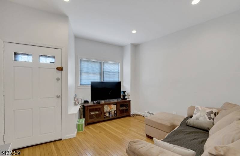 TODAY IS THE DAY Prime Urban 2 Family Income Property offering an exceptional opportunity for investors, and owner occupants alike, in one of Bloomfield's most desirable, commuter friendly neighborhoods.