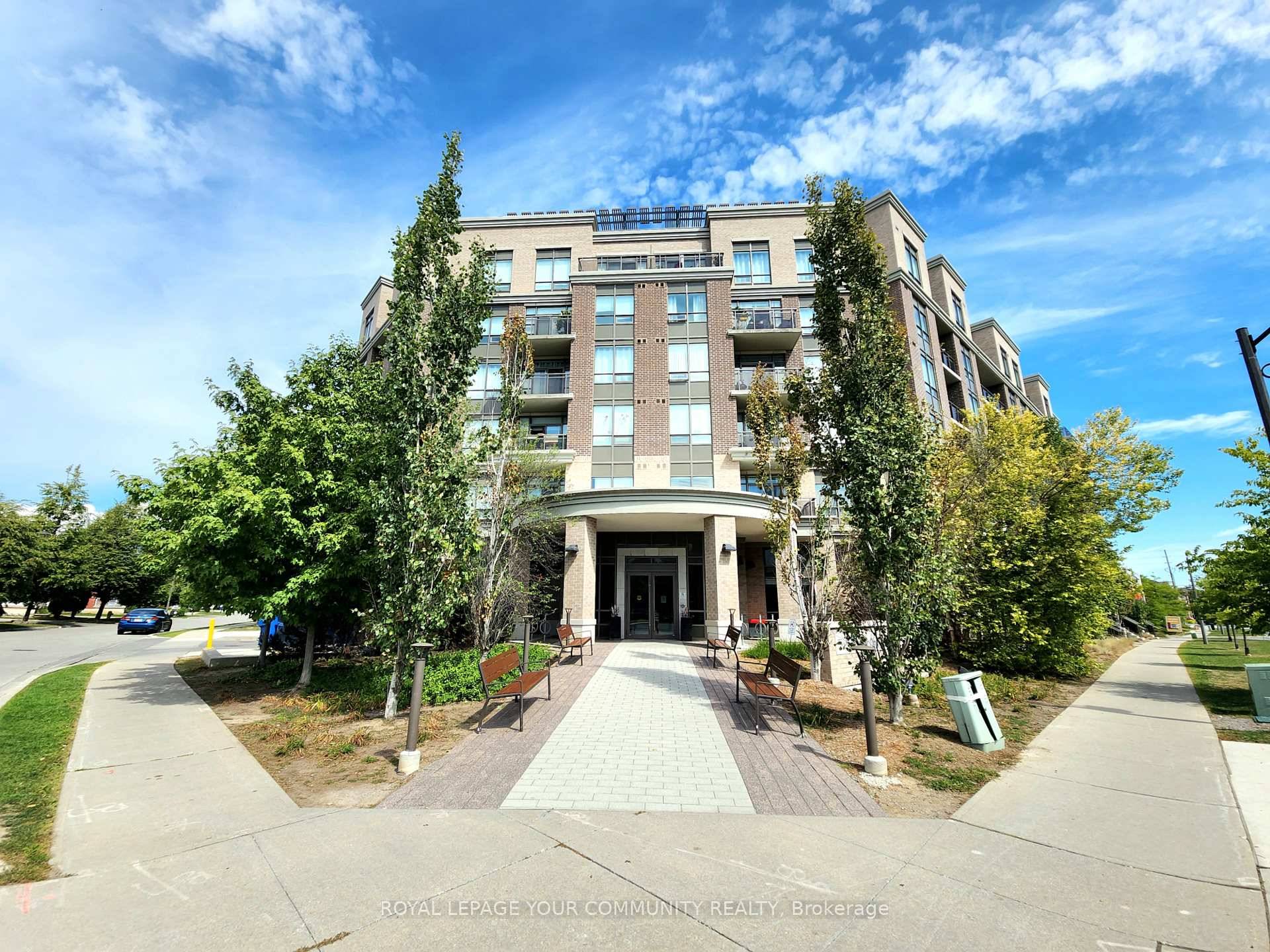 Bright And Spacious Condo With Gorgeous View Within The Area Of The Top Rank School, Stonebridge Elementary, Pierre Elliot Trudeau.