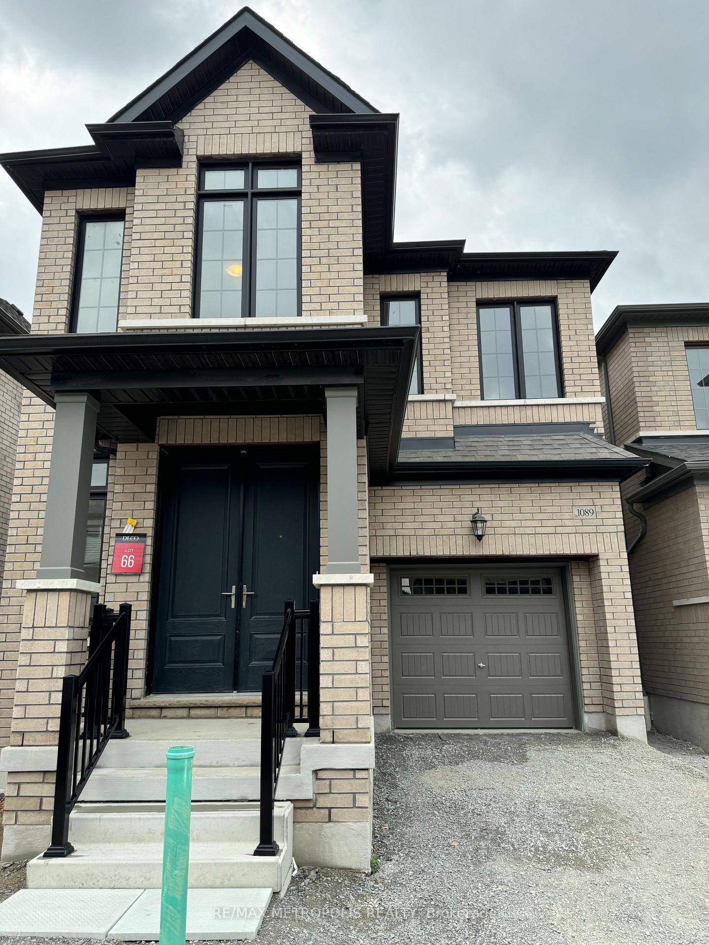 Welcome Home to 1089 Pisces Trail in the sought after Community of Greenwood Seaton.