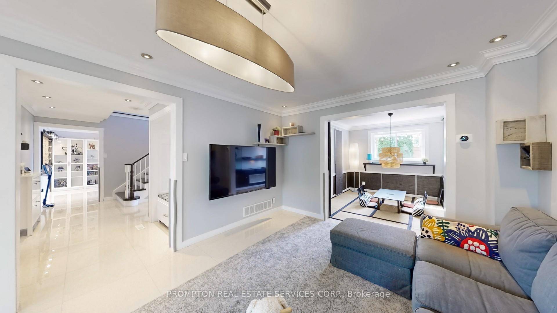 Ever dreamt of moving in into a model home with your suitcases amp ; enjoy ?