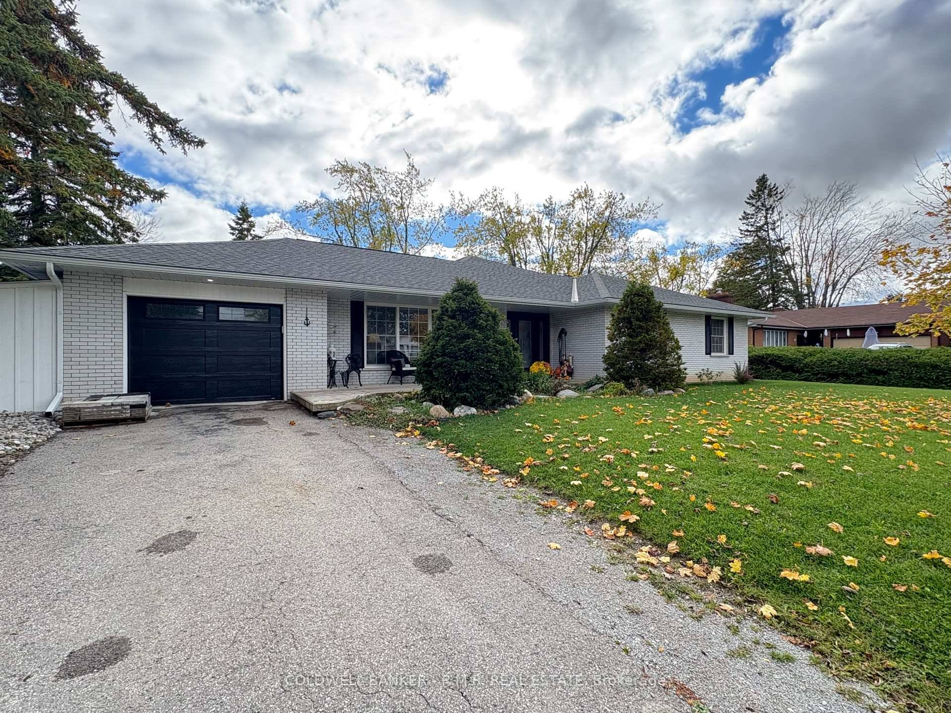 Welcome to 126 Park Street, where exceptional curb appeal meets country serenity in the heart of Cannington.