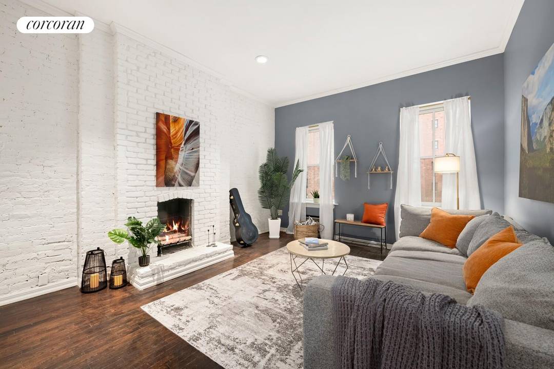 Sunny Pre war 1 bed Chelsea Charmer !