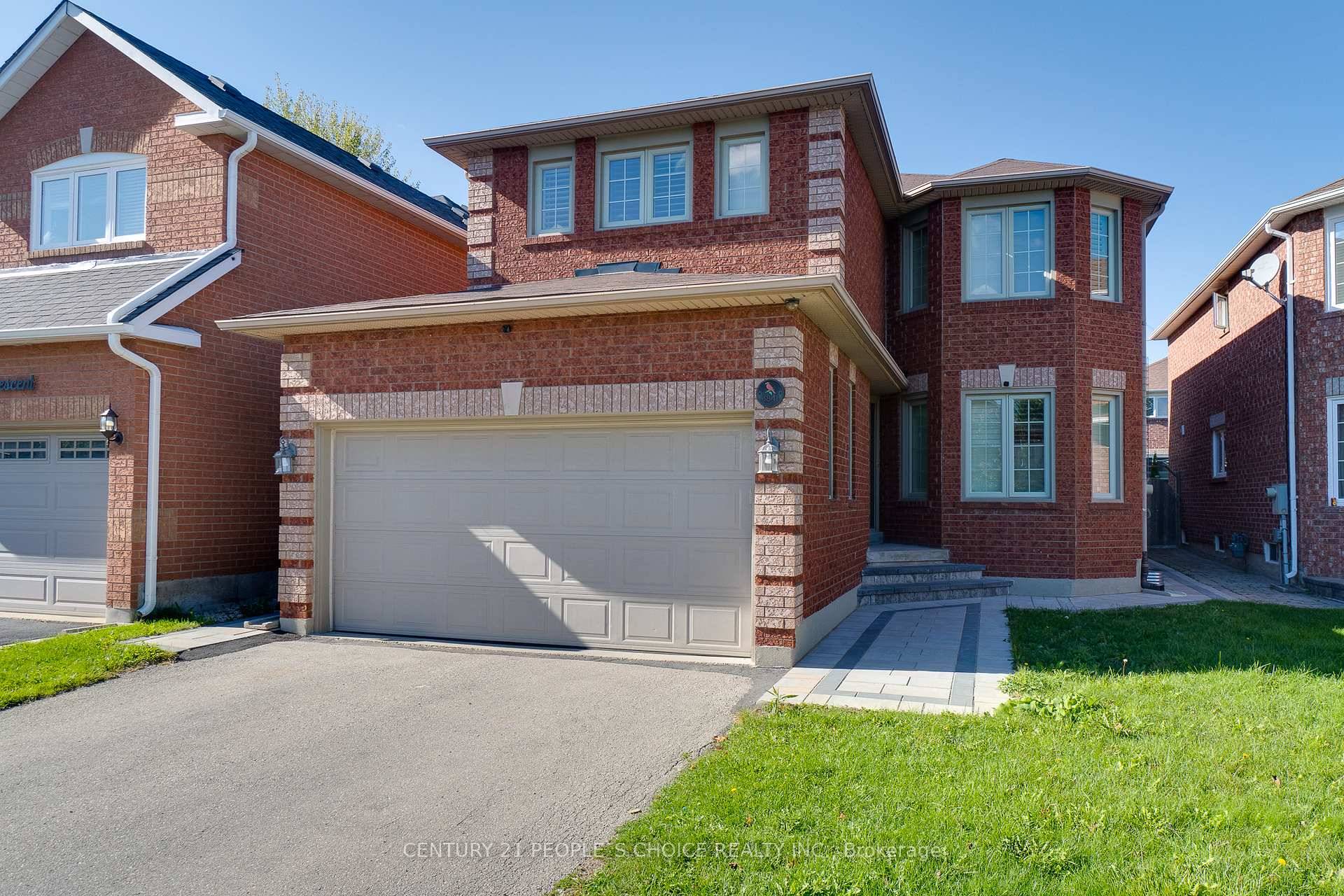 Welcome to this beautiful, sun drenched family home tucked away on a quiet crescent in the heart of Lisgar combining elegance, comfort, and modern style !