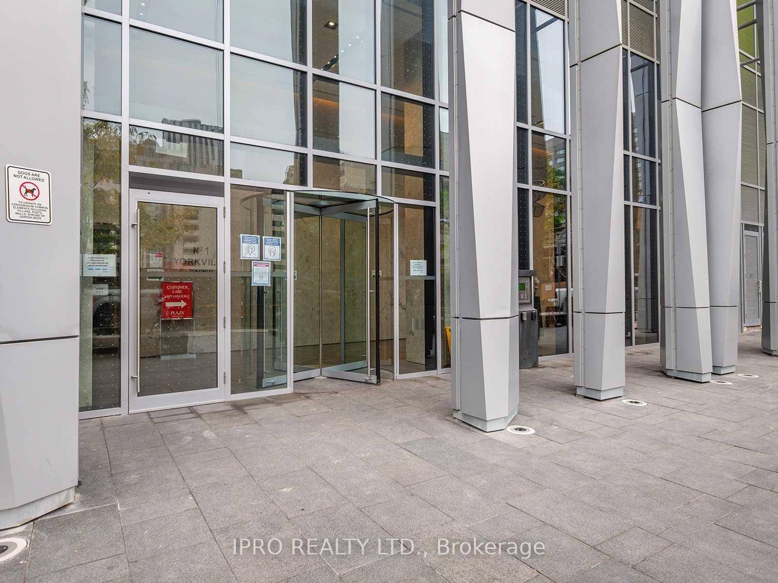 Yorkville Luxury ! Unique 2 Bed, 2 Bath, Split Layout With Parking And Locker.