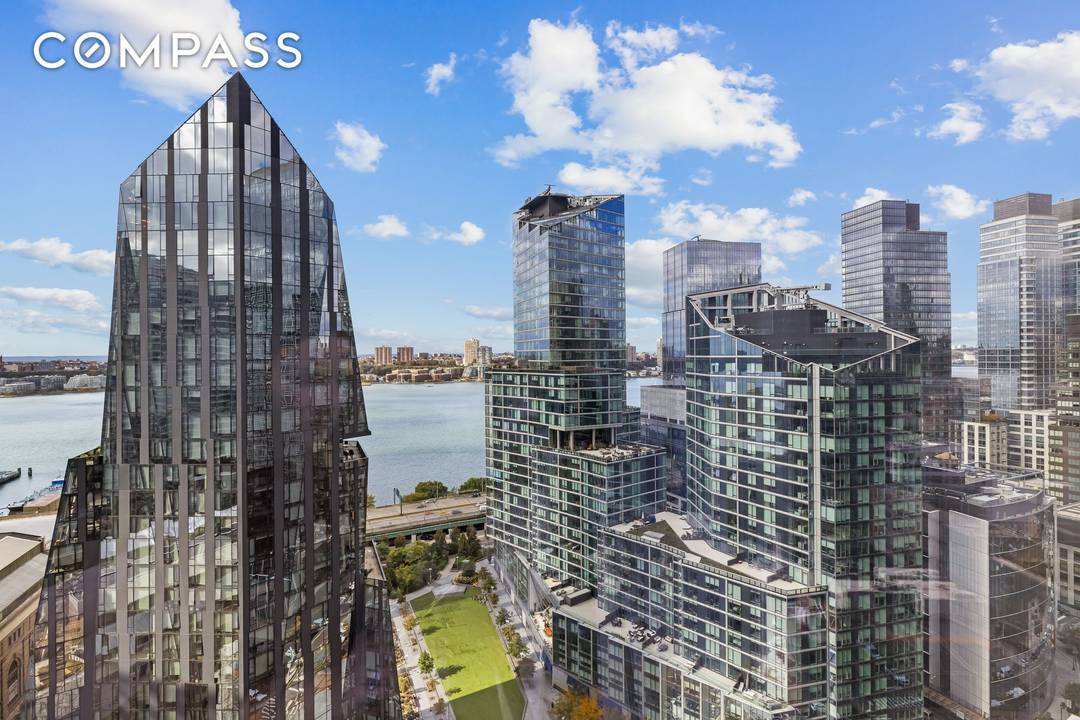 Designed by starchitect, Jeffrey Beers, this sophisticated, full service, mint condition, approximately 2, 910 sq ft, 3 bedroom 3 and a half bath plus media room condominium residence, is one ...