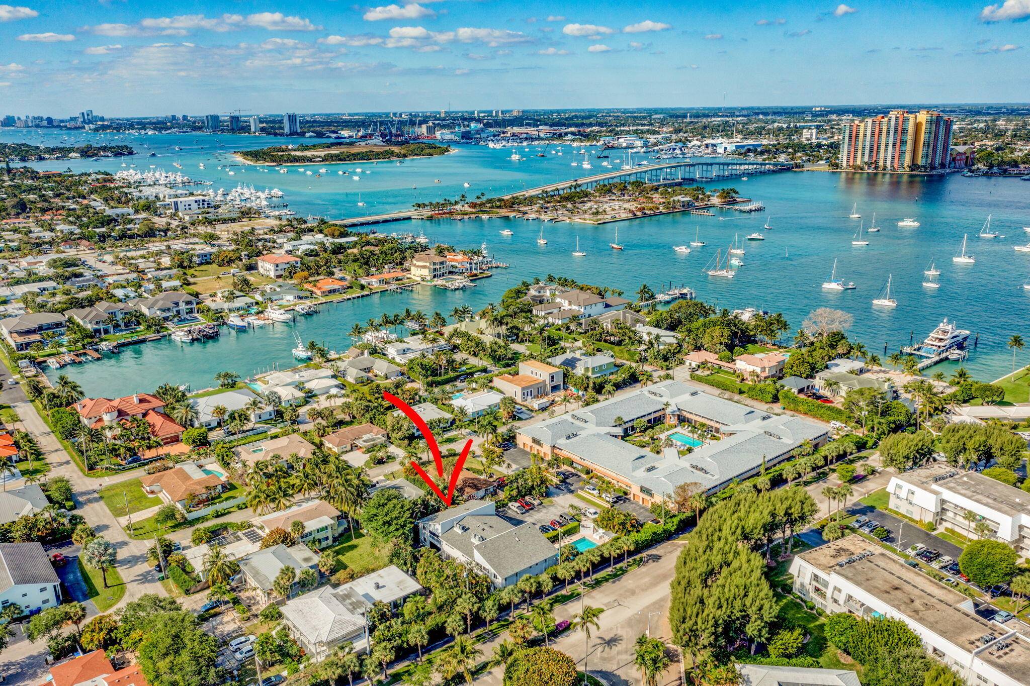 Large 2 bed, 2 Bath located in one of the most private and secluded buildings on Singer Island.