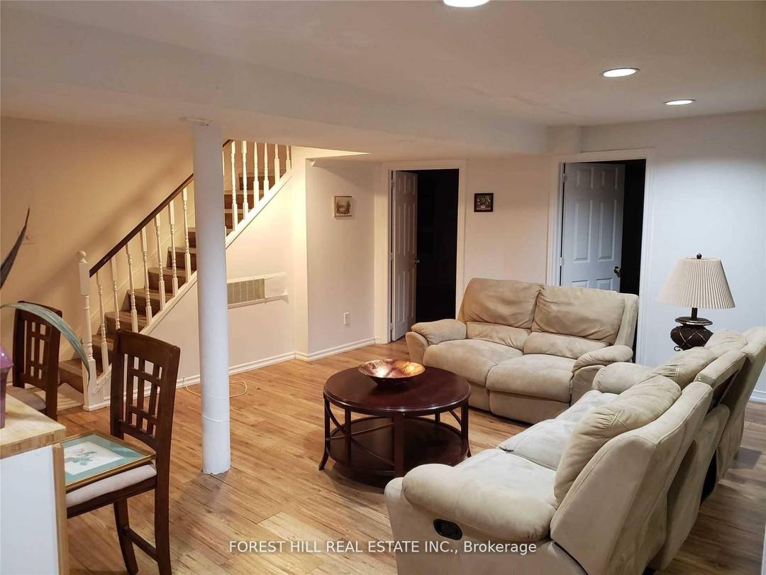 Prestigious Westbrook Area, Gorgeous 2 Bedroom, 1 Washroom, Lower Level, Walk Out, Separate Entrance.