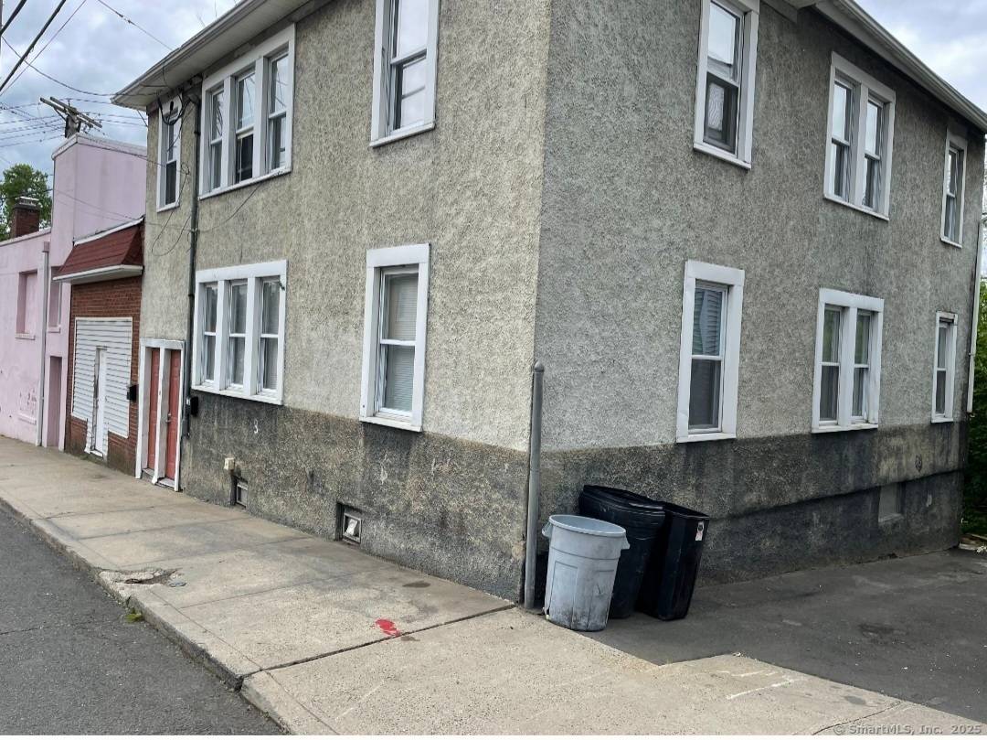 Wonderful two family house on a convenient location for either investment or owner occupy.