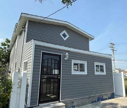 Fully renovated detached single dwelling home featuring 5 bedrooms and 2 full bathrooms.
