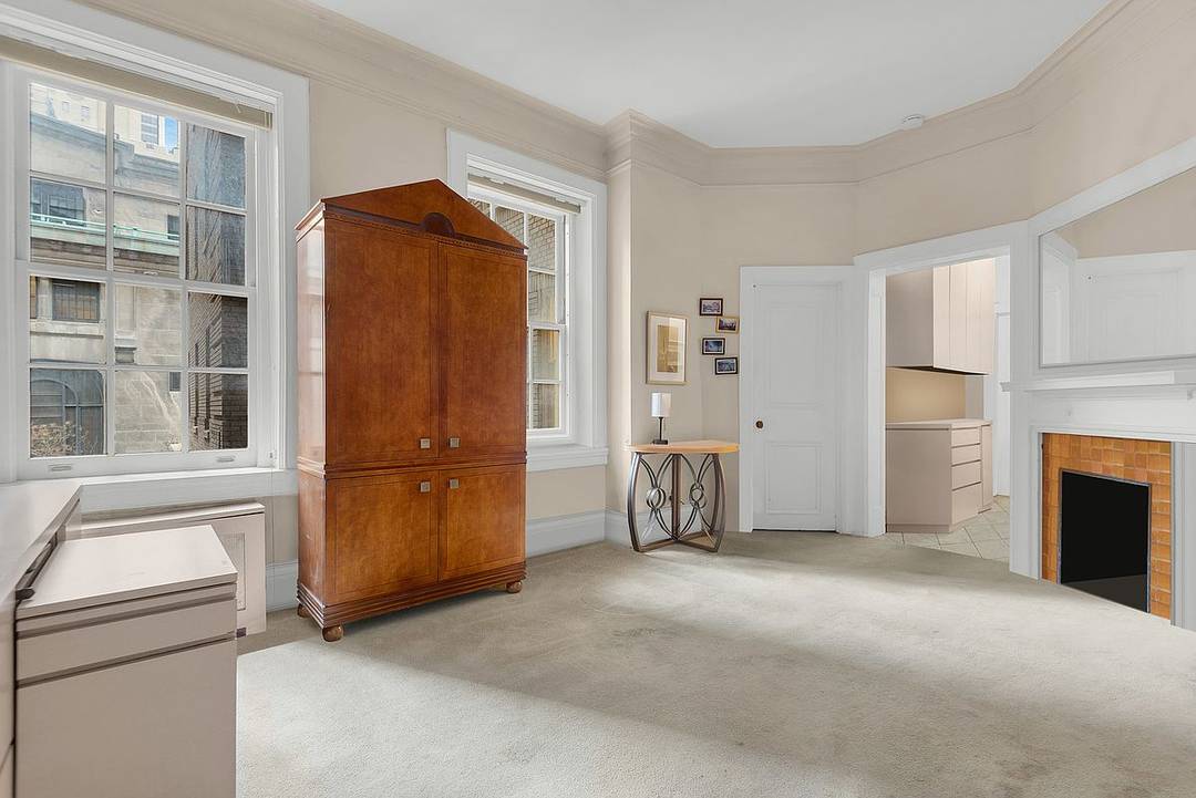 Location perfection. This Jr.