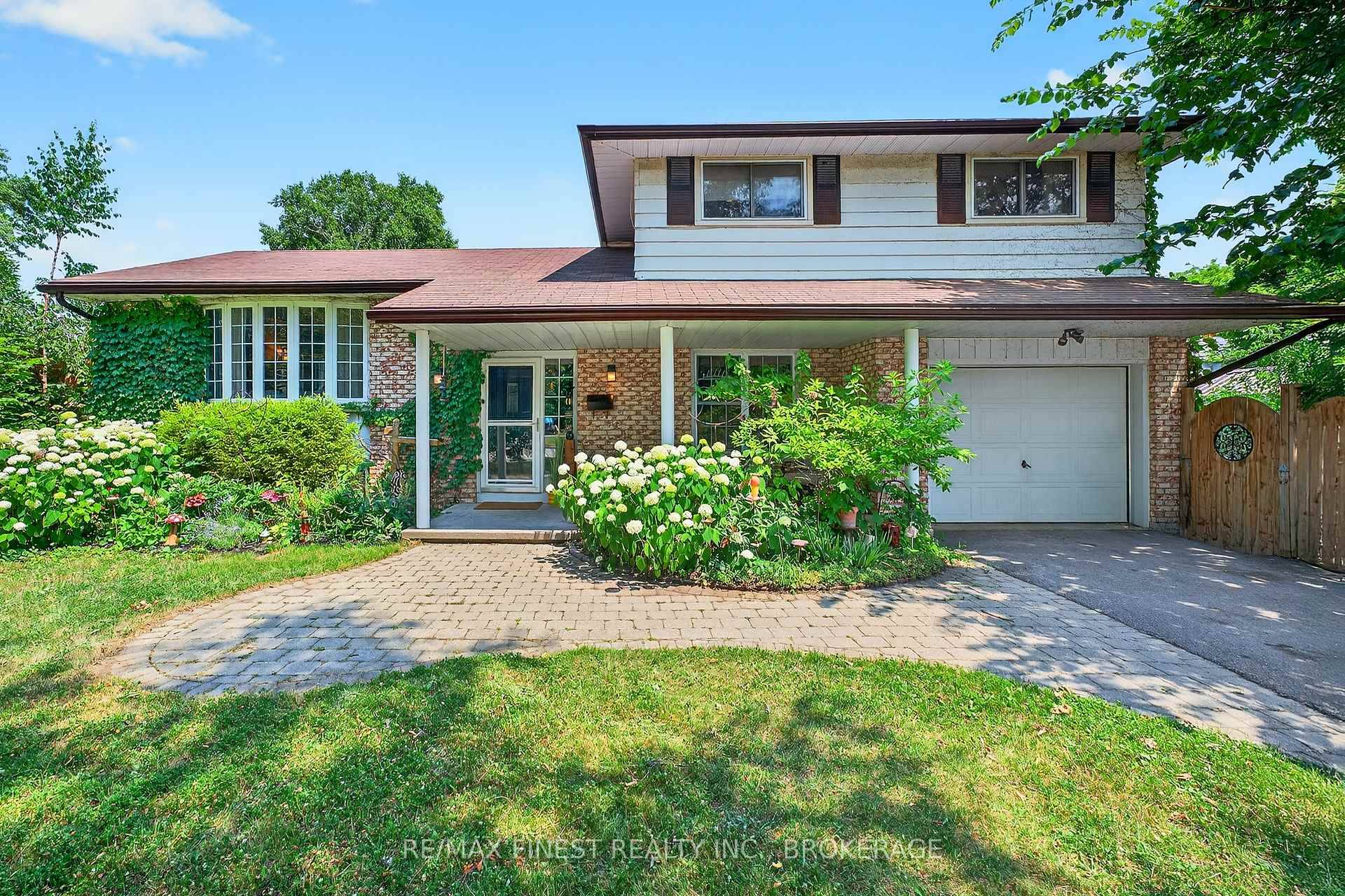 Welcome to 23 Diamond Crescent, a bright, well maintained corner lot side split on a quiet crescent in Belleville's highly sought after East Hill.