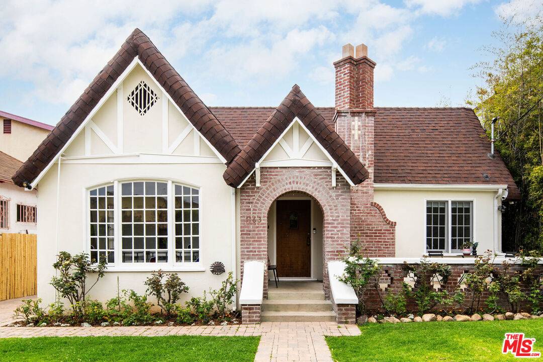 1163 N Kenmore Ave 3.0 LA
